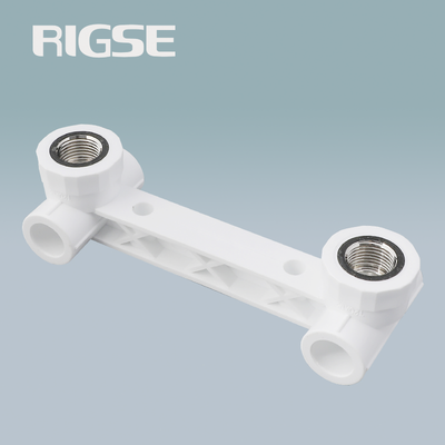 连体带座内丝三通